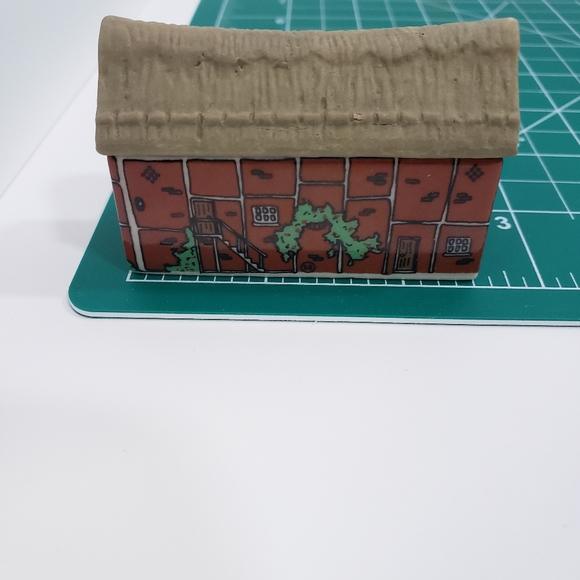 Wade England Figurines Whimsey on Why Watermill #14 - Picture 7 of 12